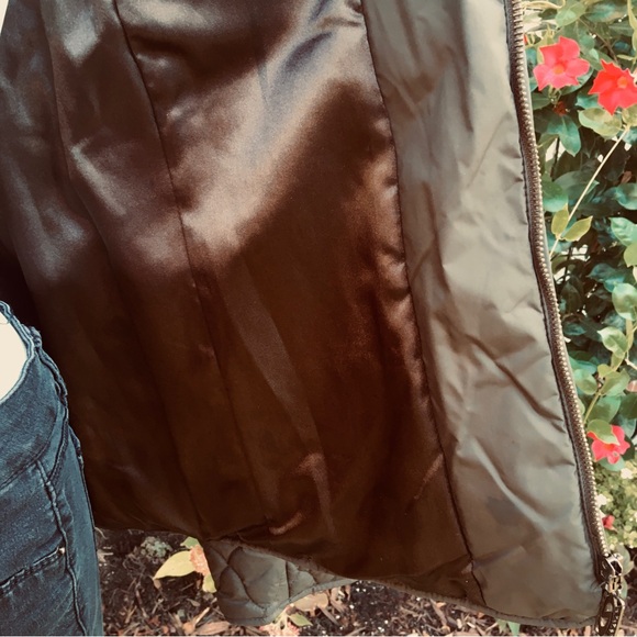 DKNY Active Women’s Brown Quilted Full Zip Coat/Jacket. Size M - Picture 9 of 12